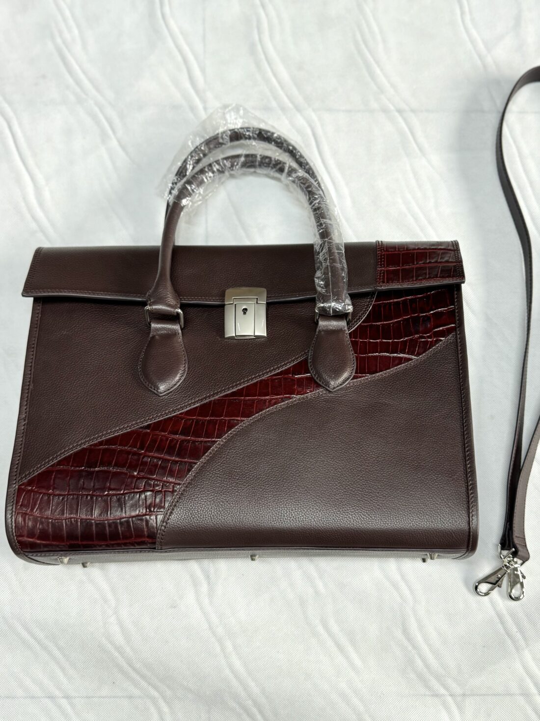 Croc Elegance Laptop Bag - Image 2