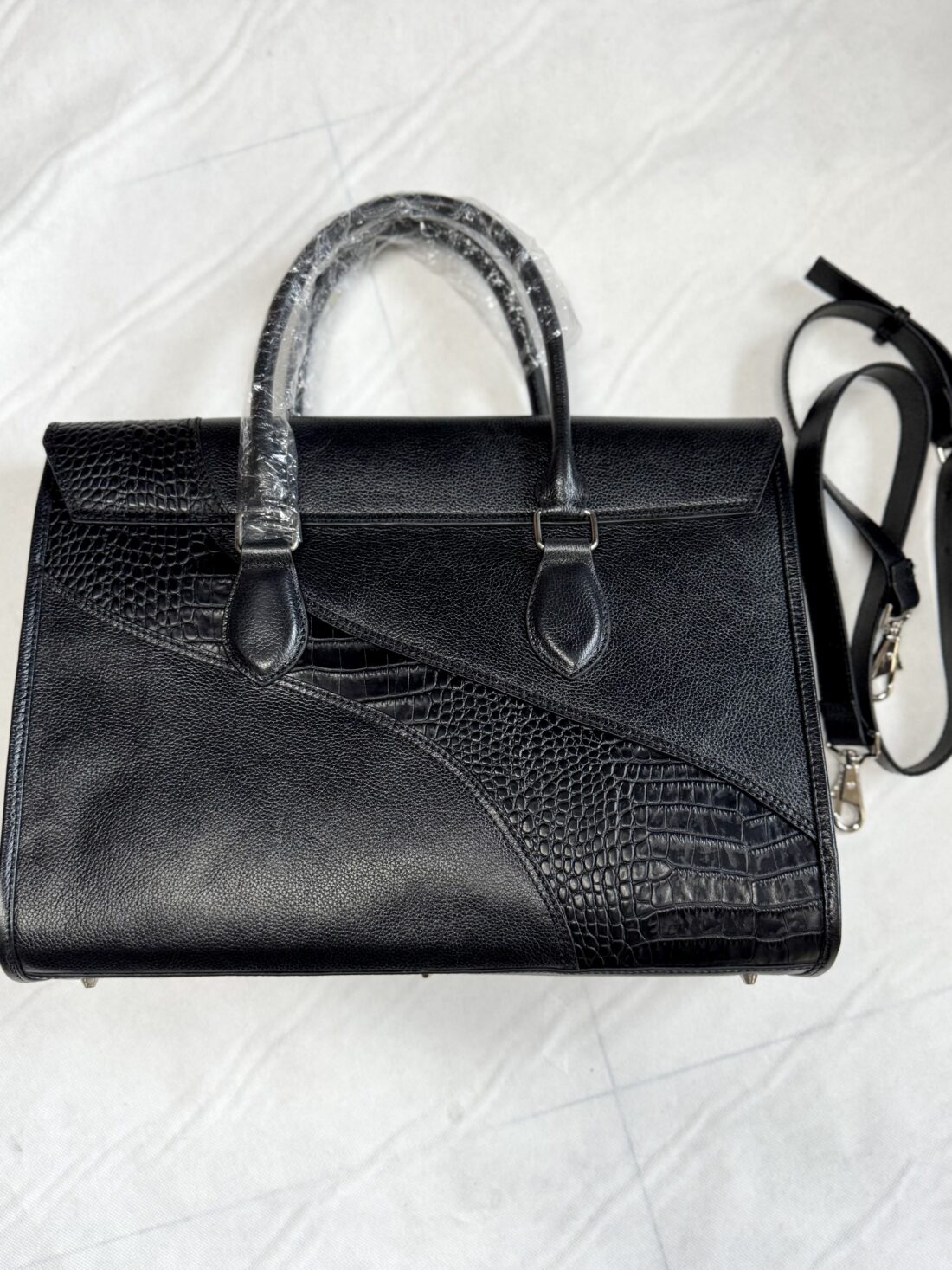Croc Elegance Laptop Bag - Image 5