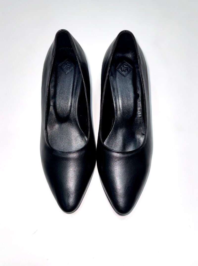 Selene Classic Pump